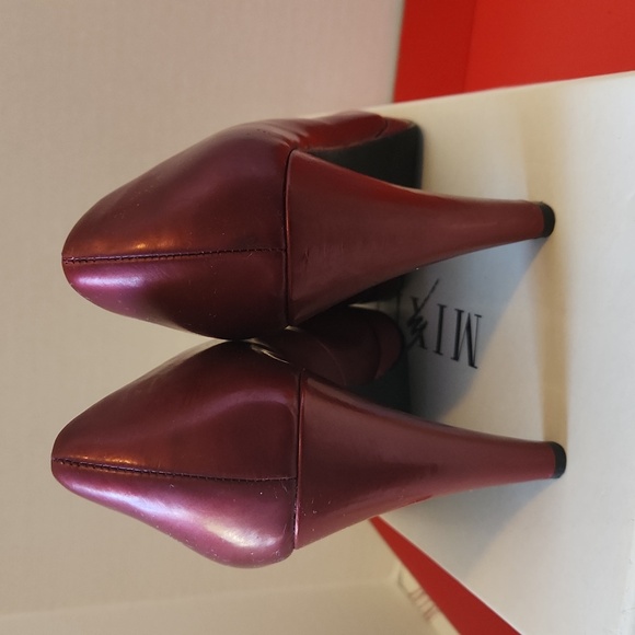 Mixit fauna red pumps used 8 1/2 - Picture 2 of 12